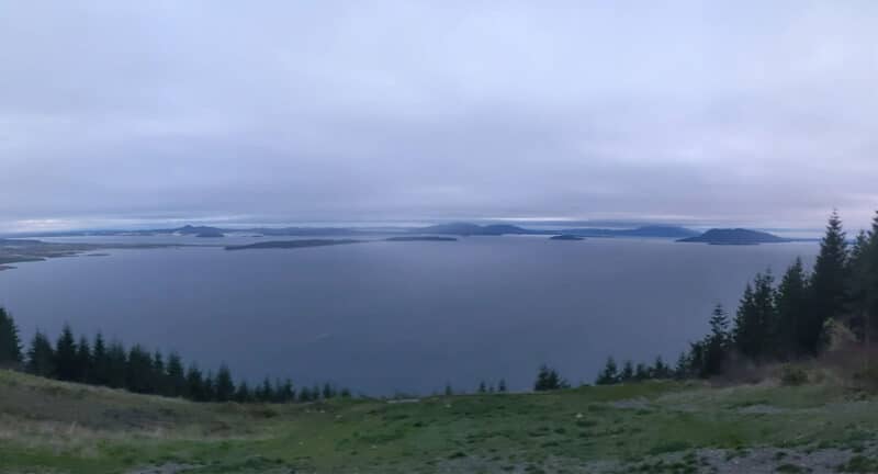 Cloudy skies view from the Oyster Dome parking lot