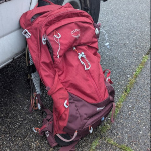Osprey Stratos 24 backpack for dayhikes
